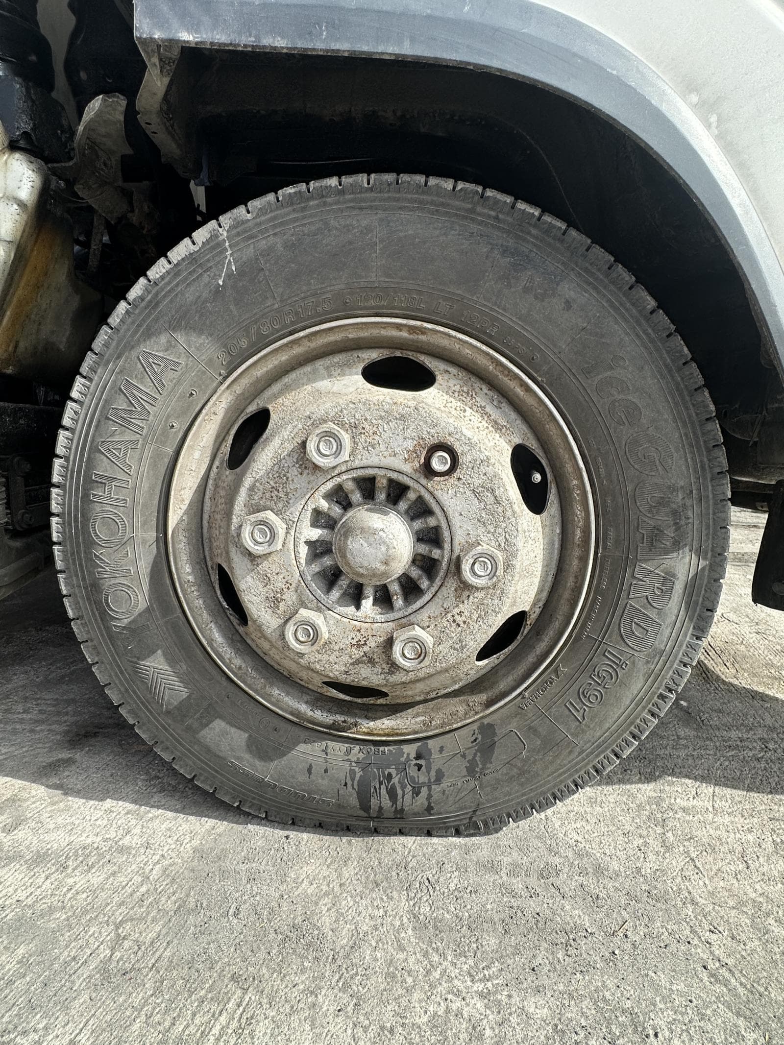 ISUZU ELF